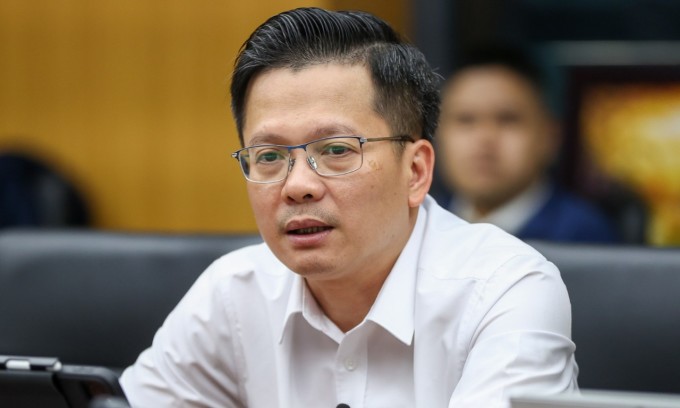 Ông Nguyễn Quốc Trung - Phó Giám đốc Trung tâm Điều độ hệ thống điện quốc gia tại tọa đàm chiều 8/4. Ảnh: VNN
